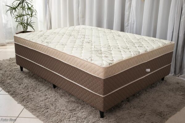 Cama