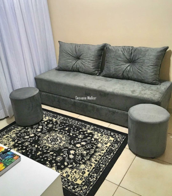 Sofa Cama Bicama 3 Lugares Com Puffs