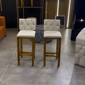 Kit 2 Banquetas Alta Em Madeira Estofada Select